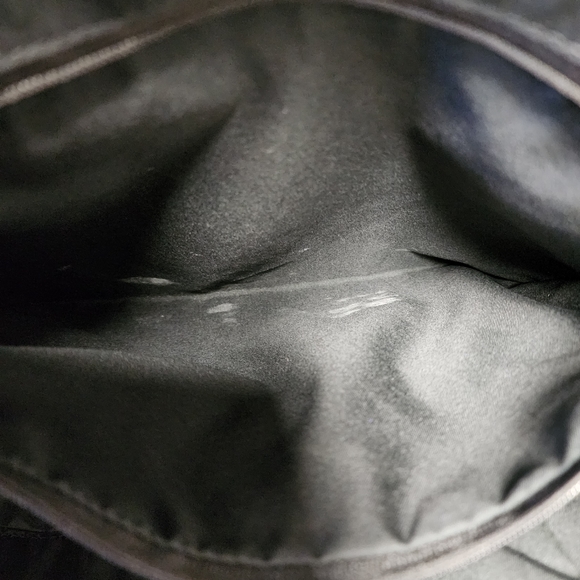 Fossil stripped large tote with a zipper pouch vinal material - Picture 11 of 16